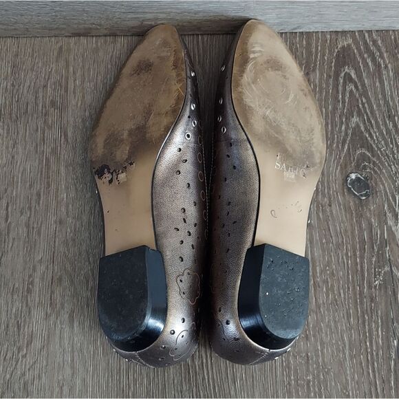 Franco Sarto Metallic Leather Laser Cut Stud Pointy Flats Size 9.5M - Picture 11 of 11